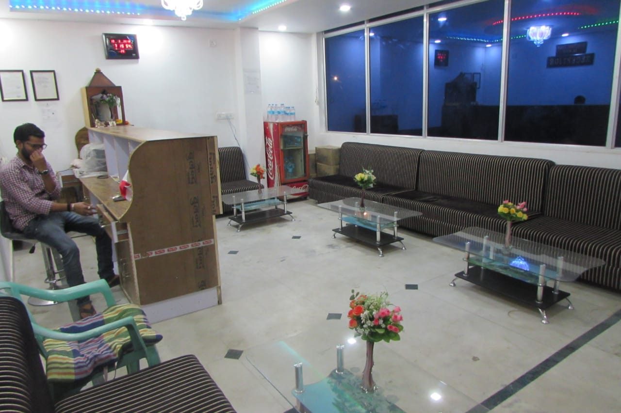 Reception and lounge area at Swagat Guest House
